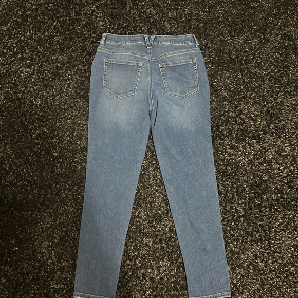 💥HOST PICK💥Chico’s The Platinum Boyfriend Jean - Picture 5 of 5